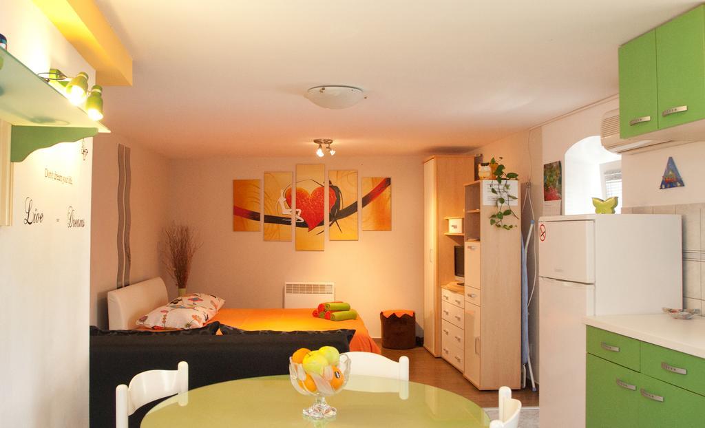 Paradise Apartment With Big Sunny Terrace In The Old Town, Few Meters From The Sea & Riva Promenade Split Værelse billede