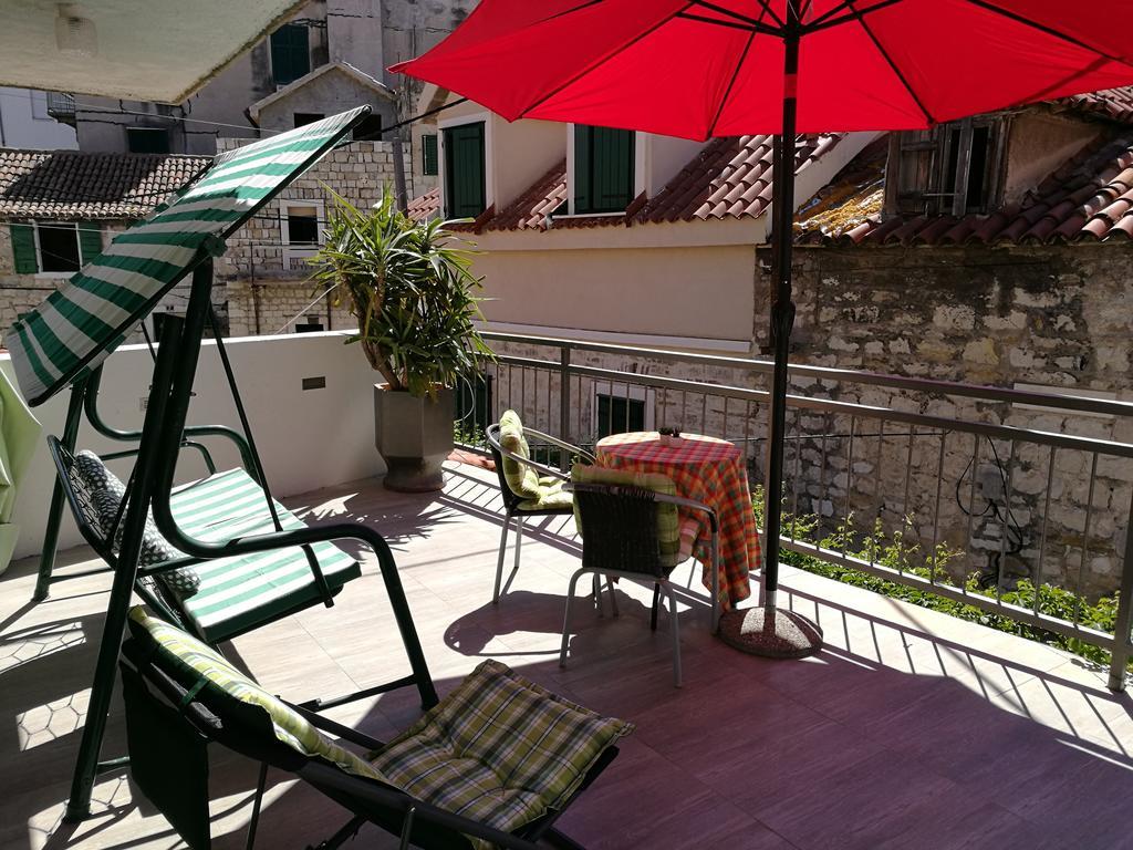 Paradise Apartment With Big Sunny Terrace In The Old Town, Few Meters From The Sea & Riva Promenade Split Eksteriør billede
